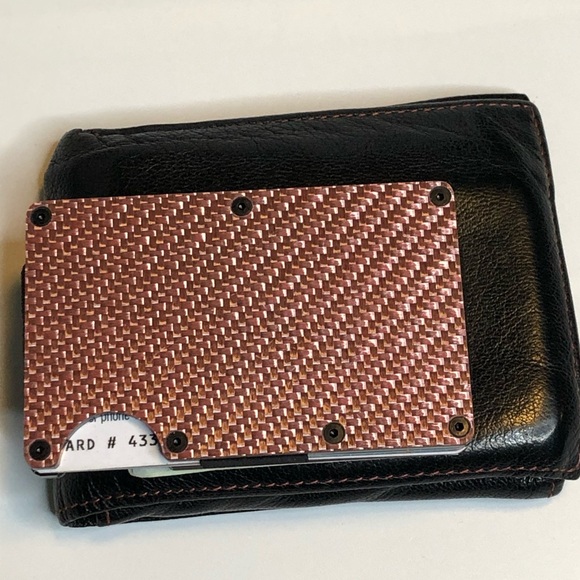 Carbon Fiber 3K RFID Slim Design Wallet Money Clip - Picture 6 of 7